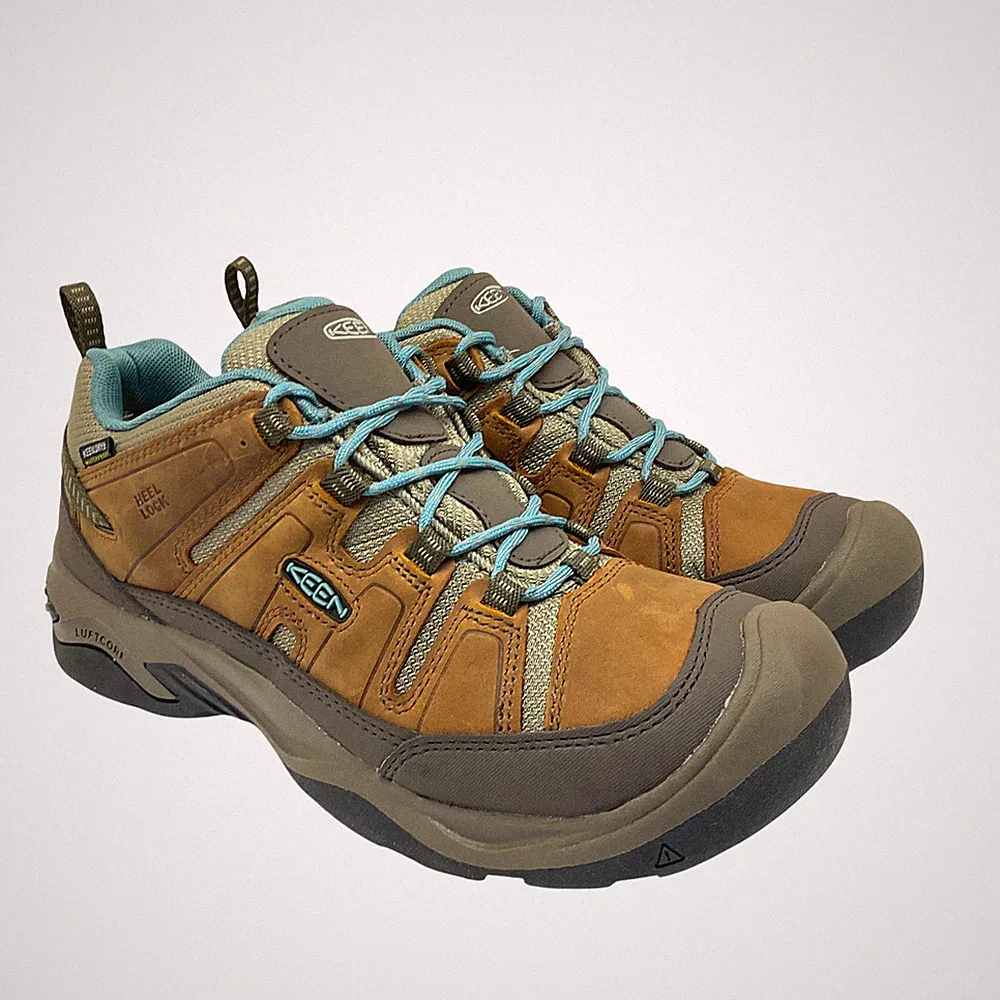KEEN Women's Low-Cut Circadia WP Casual Hiking Shoes Brown/Turquoise Size 8M